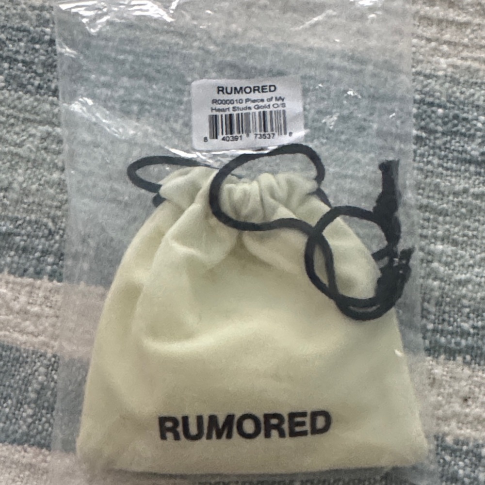 Rumored Piece of My Heart Gold Heart Stud Earrings Minimalist NWT Quiet Luxury - Picture 5 of 5